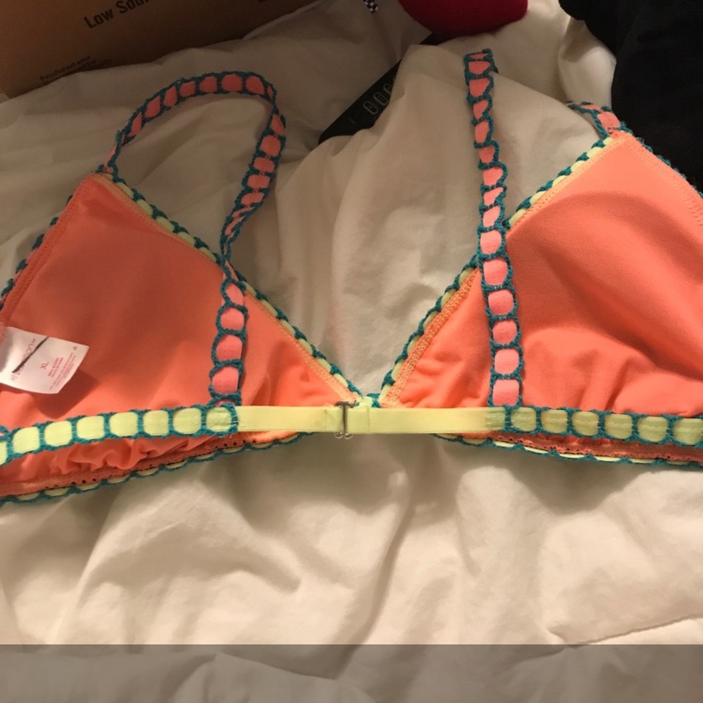 Bikini top - Picture 2 of 2